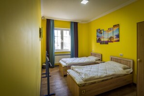 1 Bed in Suite