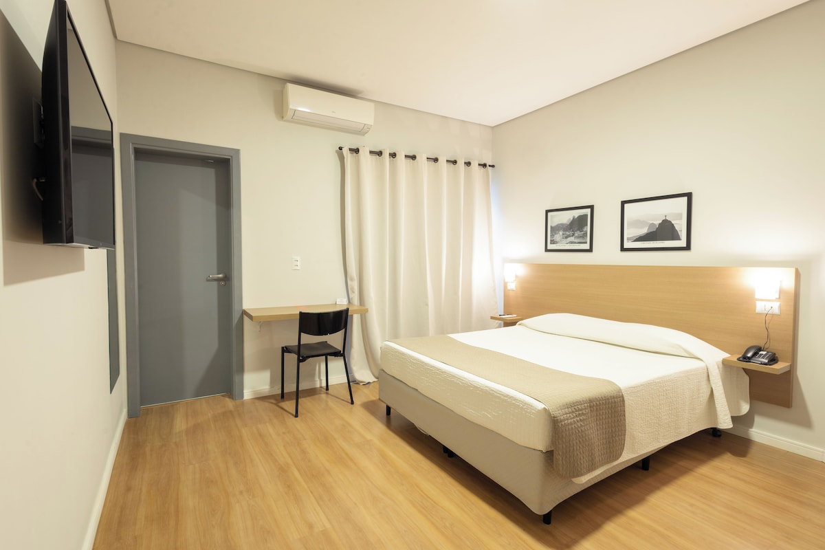 Superior Double Room | Minibar, in-room safe, desk, free WiFi