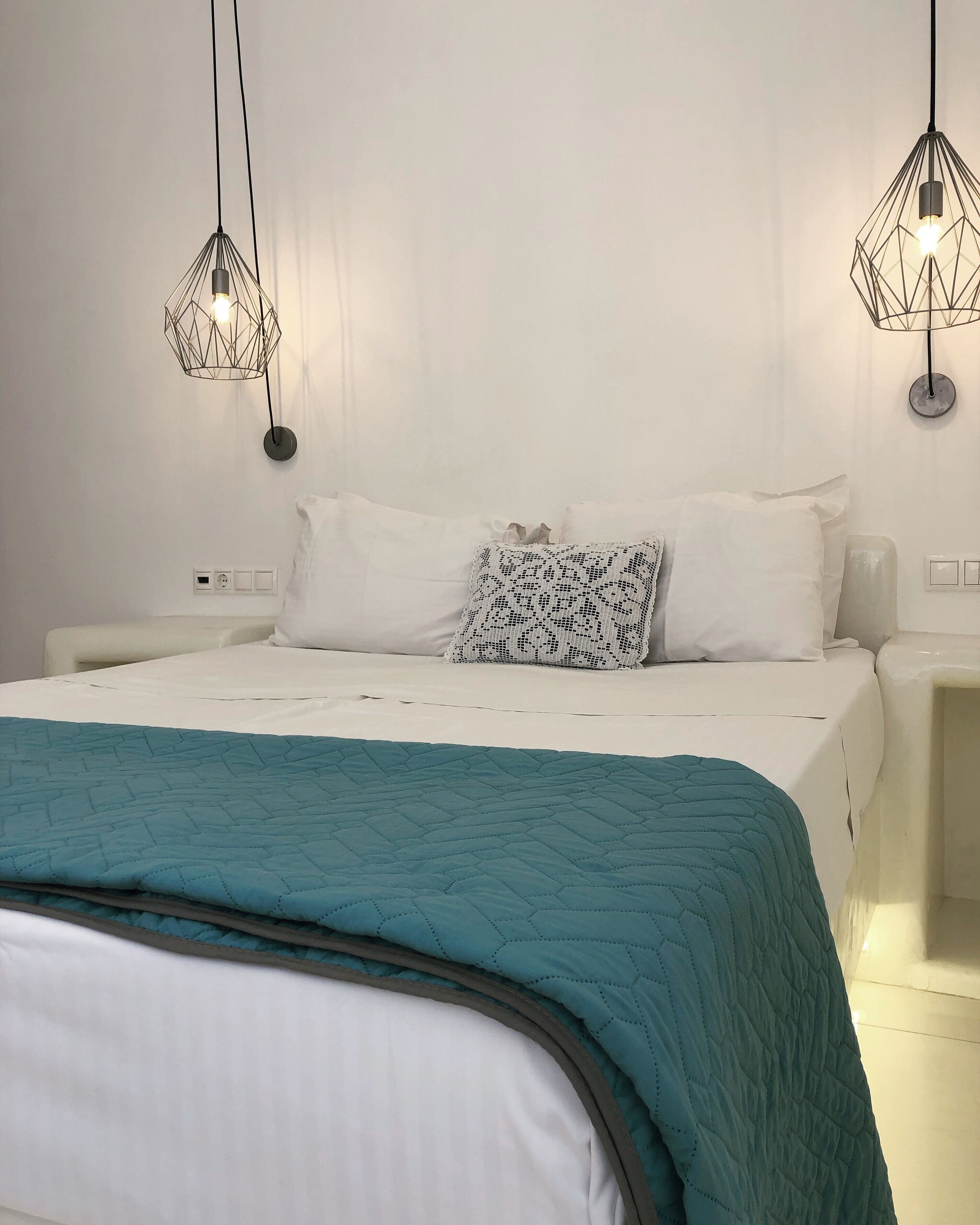 Deluxe kamer, niet-roken, uitzicht op de stad | Lakens van Egyptisch katoen, luxe beddengoed, pillowtop-bedden