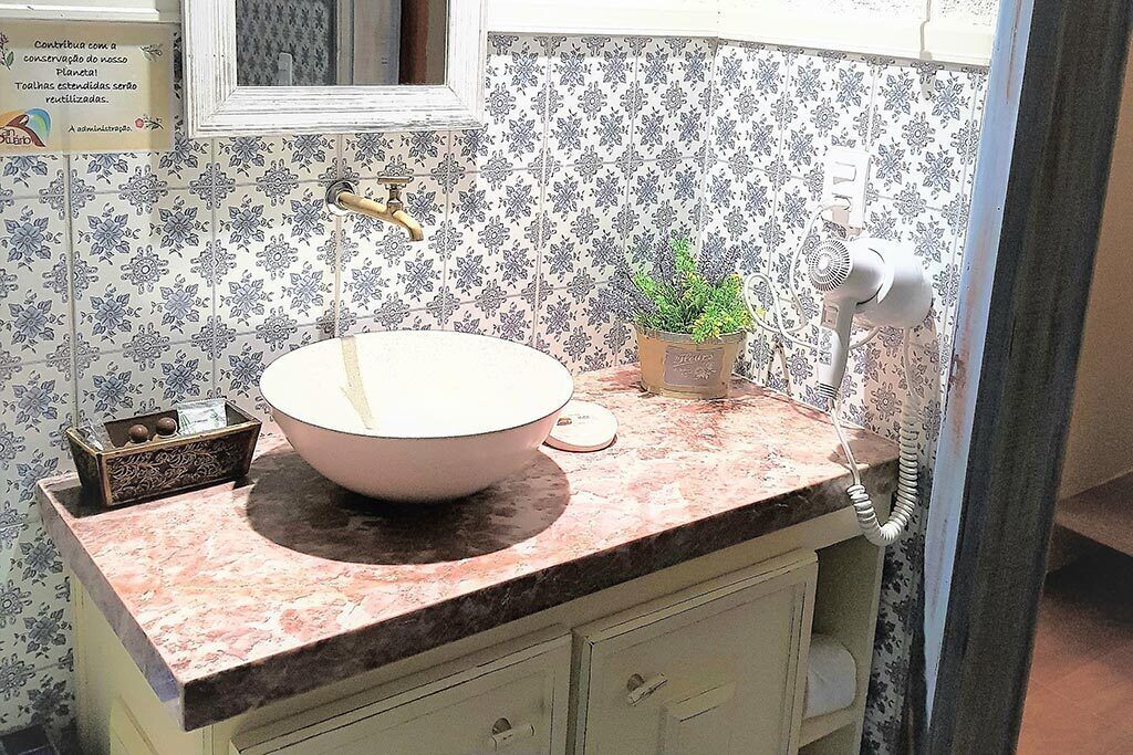 premium suite | bathroom sink