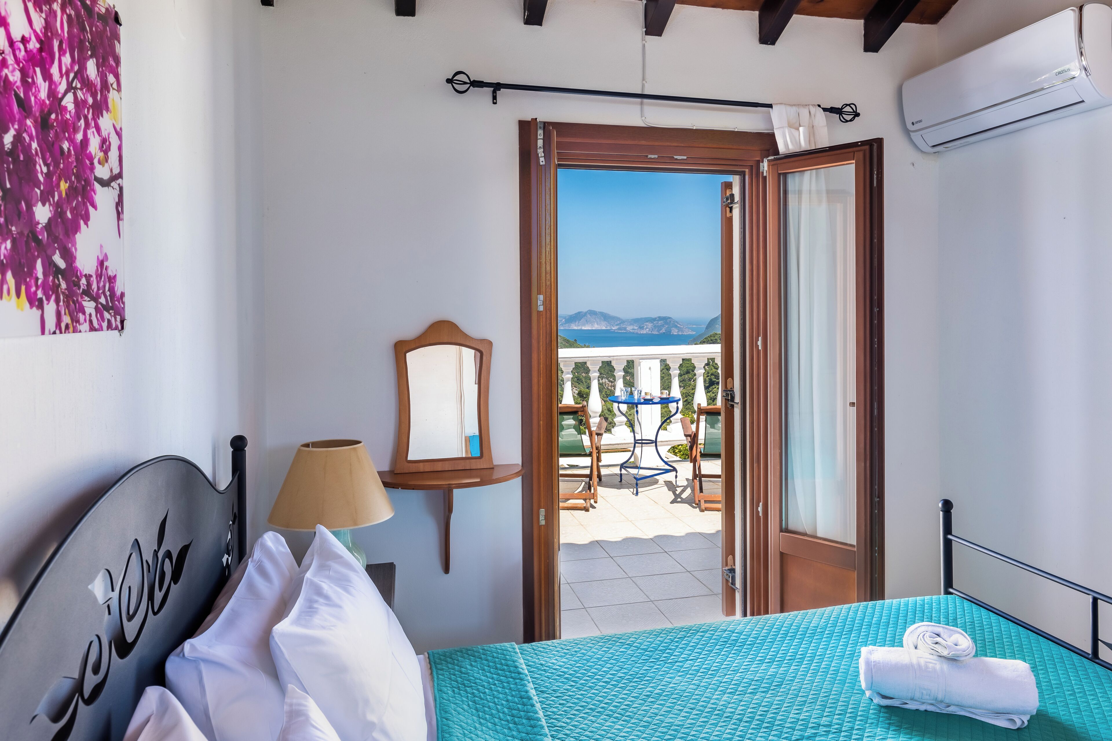 Villa, 2 Bedrooms (Delfi) | 2 bedrooms, in-room safe, iron/ironing board, free cots/infant beds