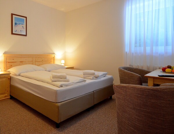 Double Room | In-room safe, desk, blackout curtains, cots/infant beds