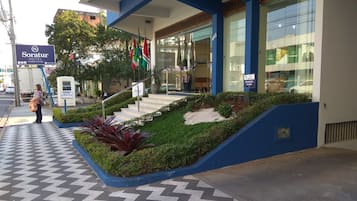 Entrada al alojamiento
