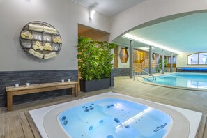 Bain à remous intérieur