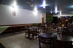 Breakfast area - Acapú Hotel (Rio Verde)