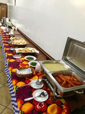 Buffet - Acapú Hotel (Rio Verde)