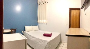 Standard Double Room | Individually furnished, blackout drapes, free WiFi, wheelchair access - Acapú Hotel (Rio Verde)
