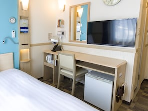 Desk, free WiFi, bed sheets