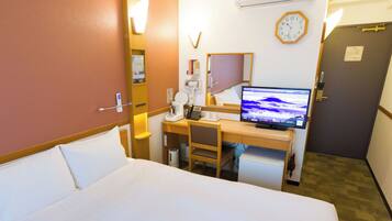 Meja, ruang kerja komputer riba, langsir/tirai gelap terus