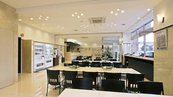 Bao gồm bữa sáng buffet hàng ngày