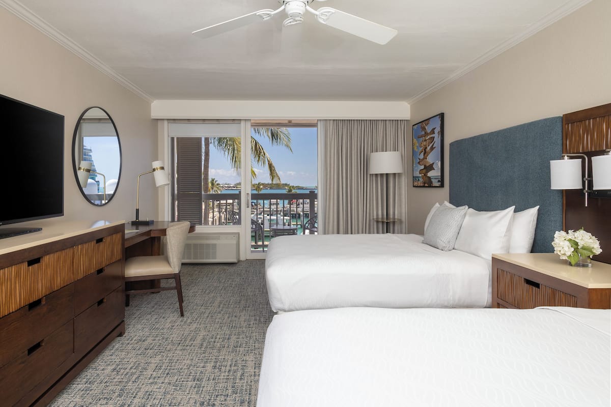2 bedrooms, in-room safe, individually decorated, individually furnished