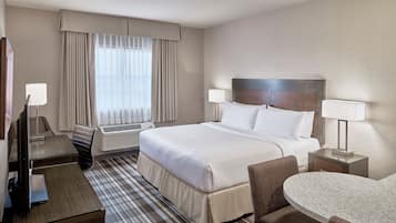 Suite, 1 King Bed | Private kitchen