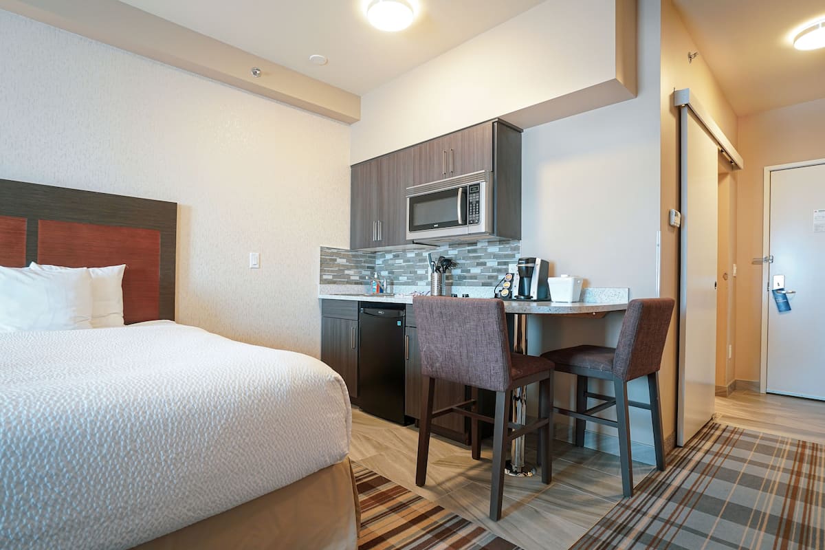 1 bedroom, desk, laptop workspace, iron/ironing board