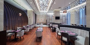 Se sirven desayunos, comidas y cenas 