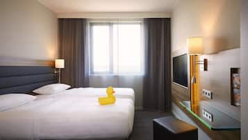 Chambre, 2 lits une place, non-fumeurs | Bureau, lits bébé (gratuits), Wi-Fi, draps fournis