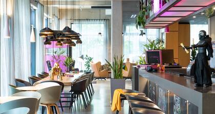 Moxy Frankfurt Airport