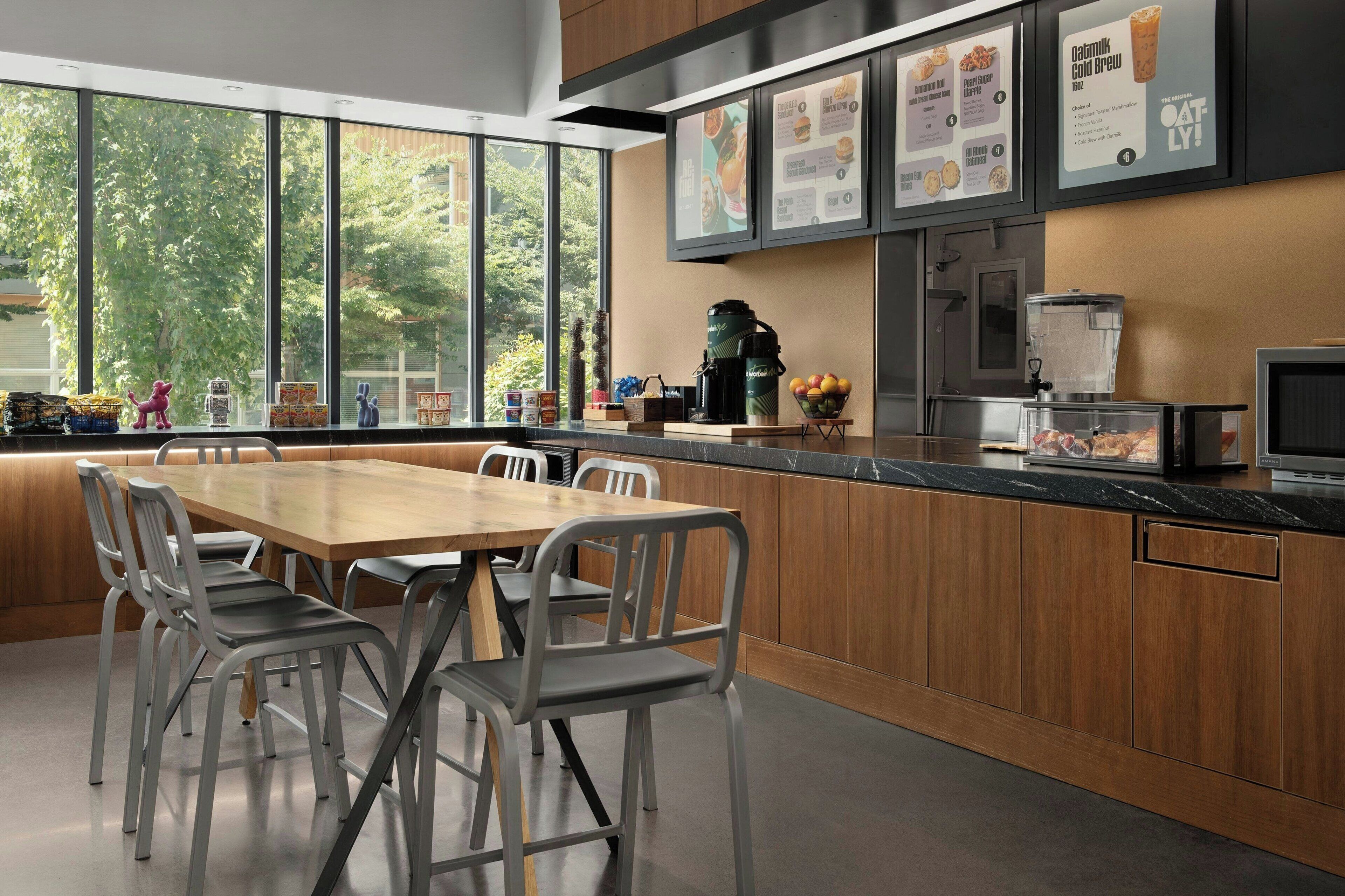 daily cooked-to-order breakfast (usd 10 per person)