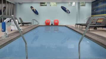 Indendørs pool