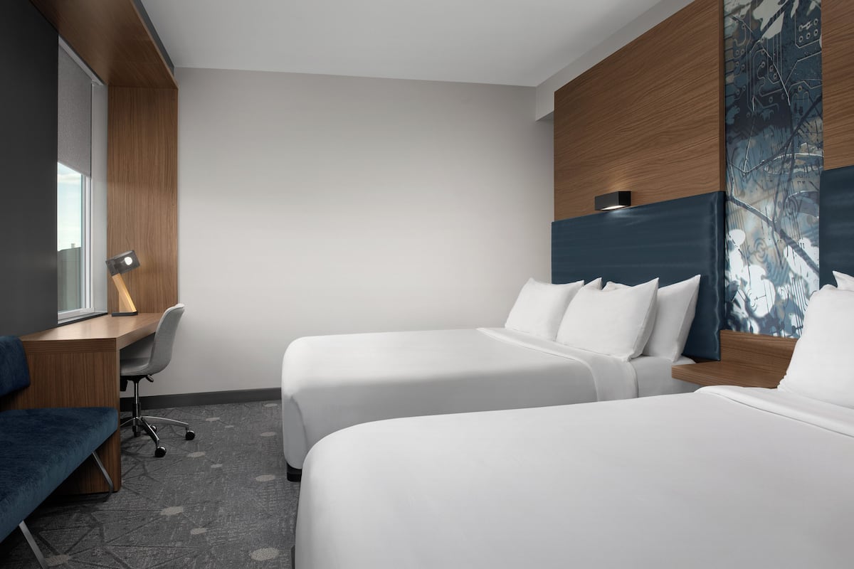 In-room safe, desk, iron/ironing board, free WiFi