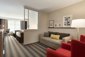 Desk, iron/ironing board, free WiFi - Country Inn & Suites by Radisson, Indianola, IA (Indianola)