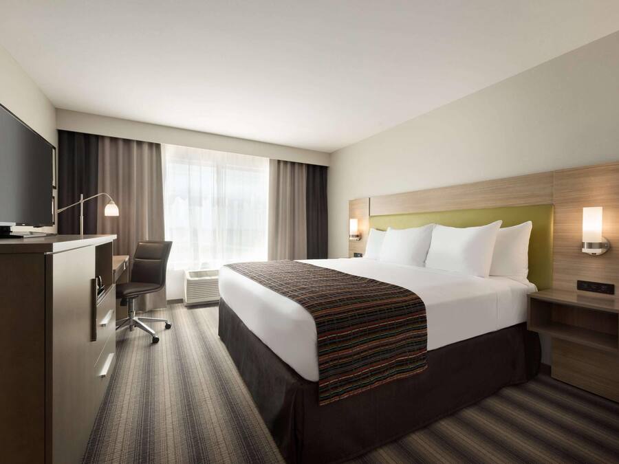 Room, 1 King Bed, Non Smoking