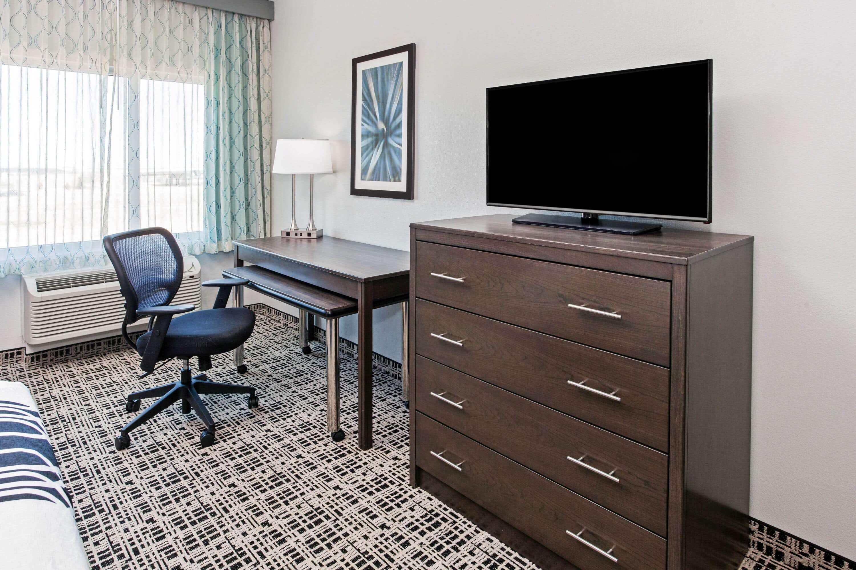 desk, iron/ironing board, free cots/infant beds, free wifi