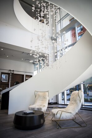 Sittområde i lobbyn