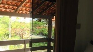 Quadruple Room | Minibar, blackout drapes, soundproofing, iron/ironing board (on request) - Pousada Vô Quintino (Penha)