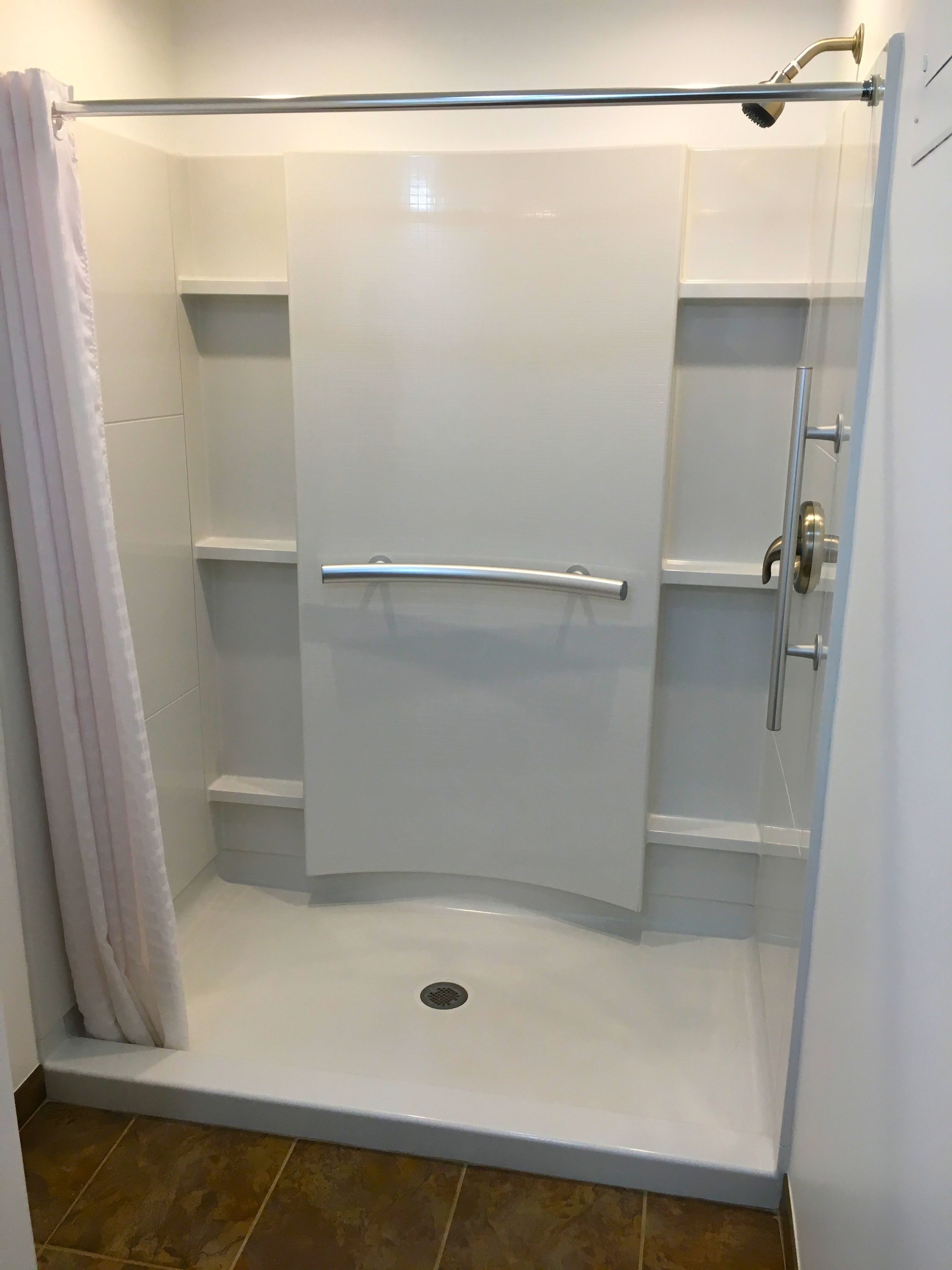 Standard Room, 2 Double Beds | Bathroom