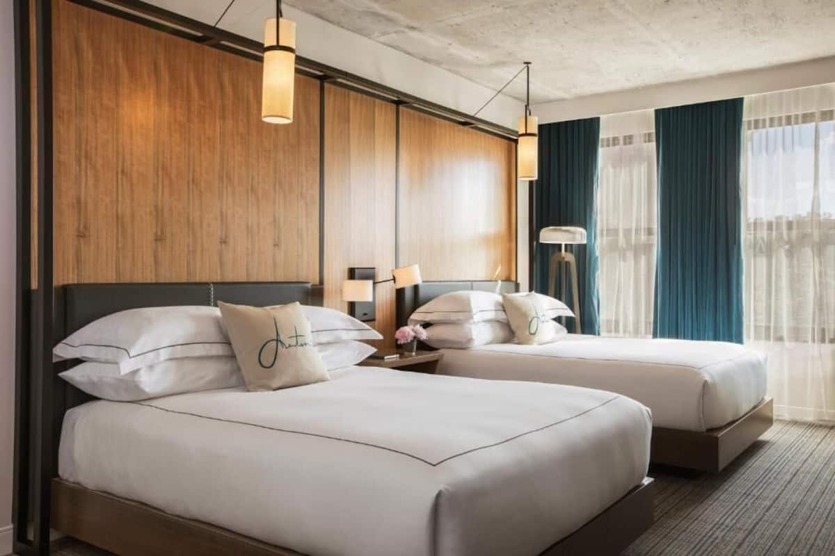 Italienske Frette-laken, sengetøy av topp kvalitet og minibar