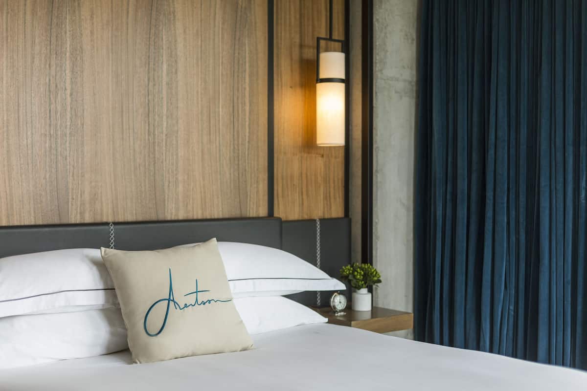 Italienske Frette-laken, sengetøy av topp kvalitet og minibar