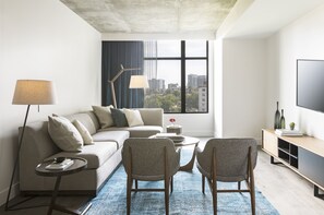 Sábanas italianas Frette, ropa de cama de alta calidad y minibar 