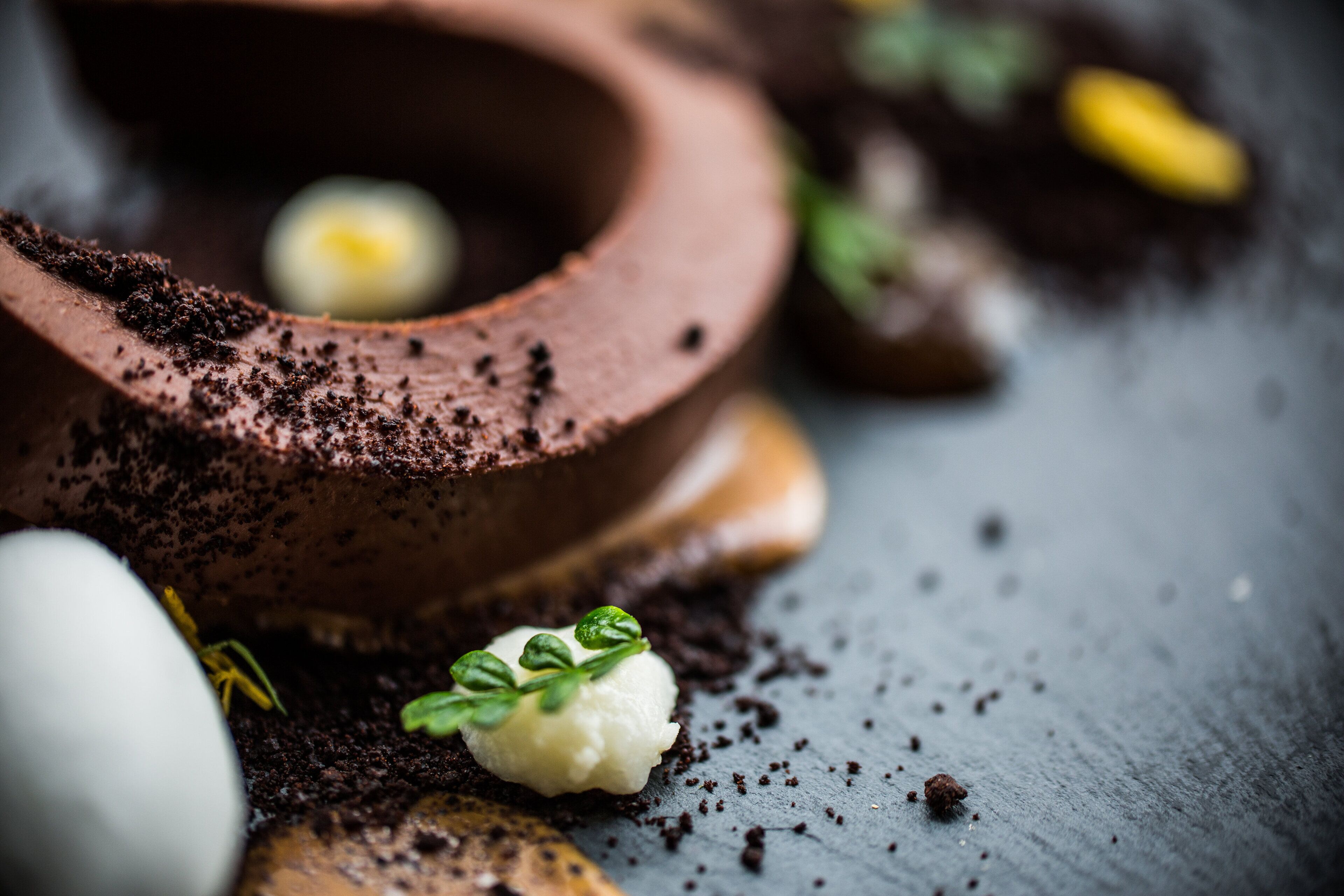 breakfast and dinner served, american cuisine