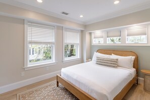 Loft superluxo, 2 quartos, lareira | 2 quartos, roupas de cama premium, edredons de pluma