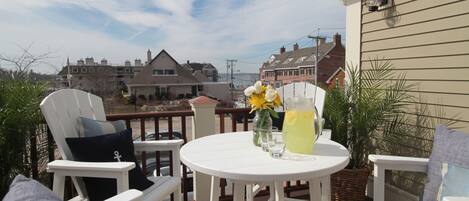 Luxury Loft, 2 Bedrooms, Fireplace | Balcony