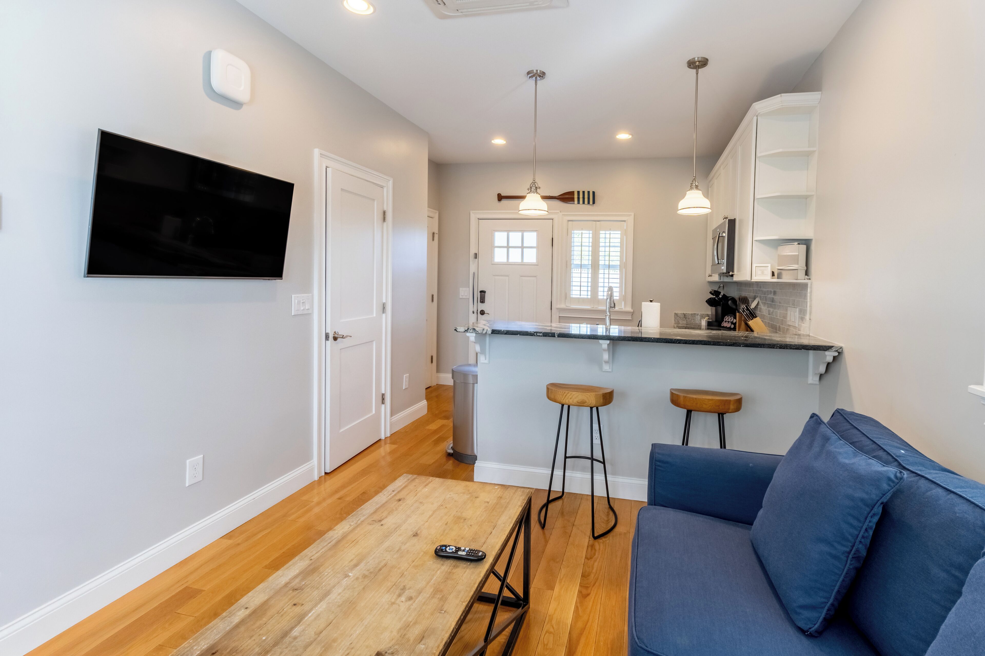 cottage, 1 bedroom, kitchen (pet friendly) | living area | flat-screen tv