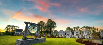 The East Island Reserve Hotel