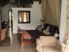 Luxury Cottage, 2 Bedrooms | In-room safe, individually decorated, individually furnished