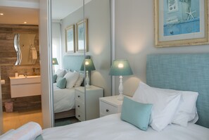 Family Apartment, 3 Bedrooms | 3 bedrooms, desk, iron/ironing board, free WiFi - 1104 Bermudas (Umhlanga)
