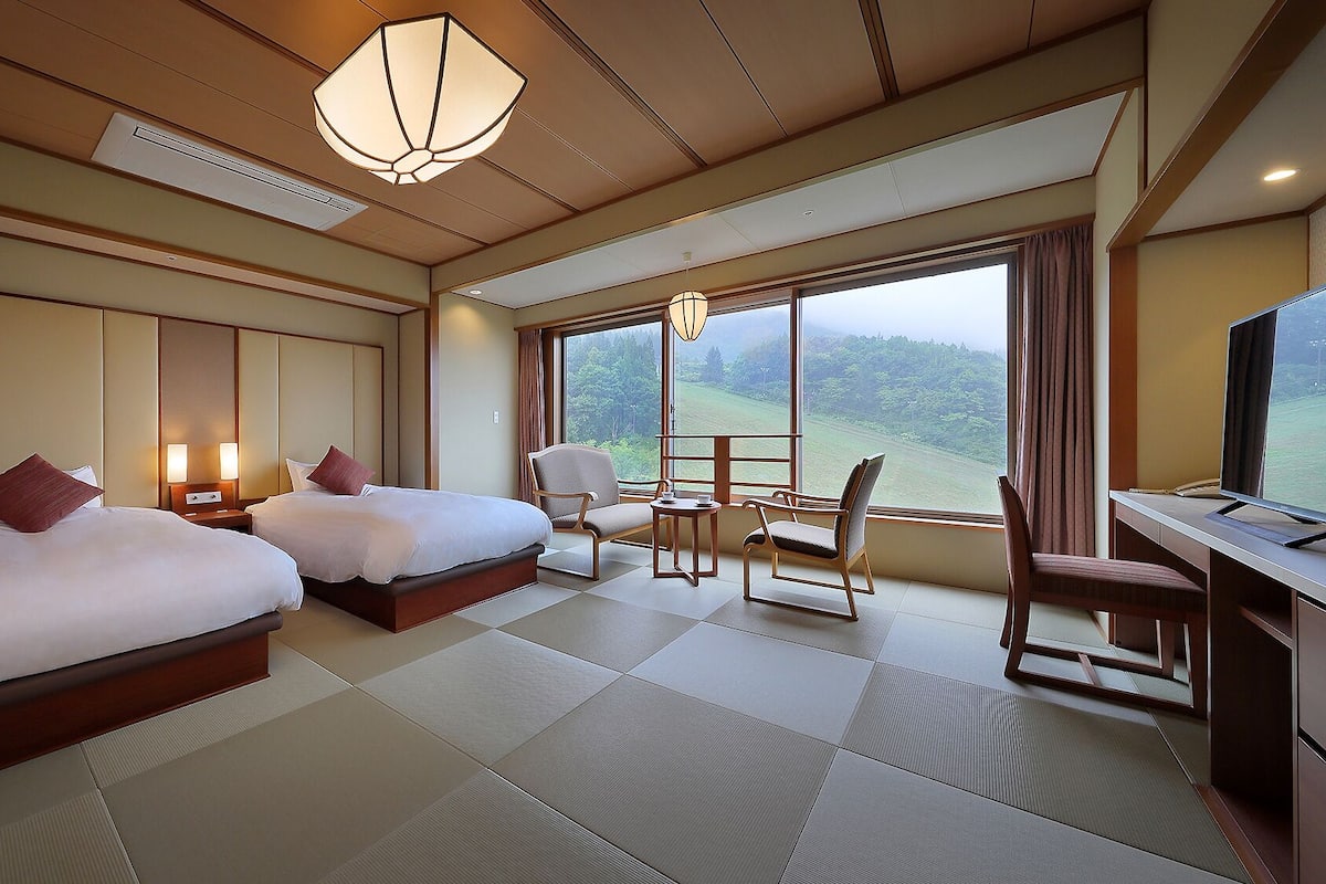 Basic Twin Room | Free WiFi