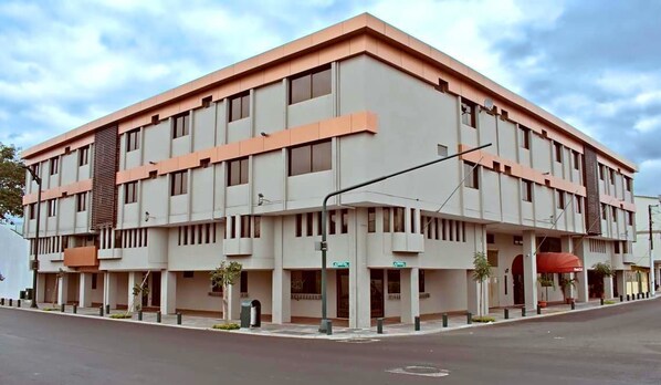 Fachada da propriedade