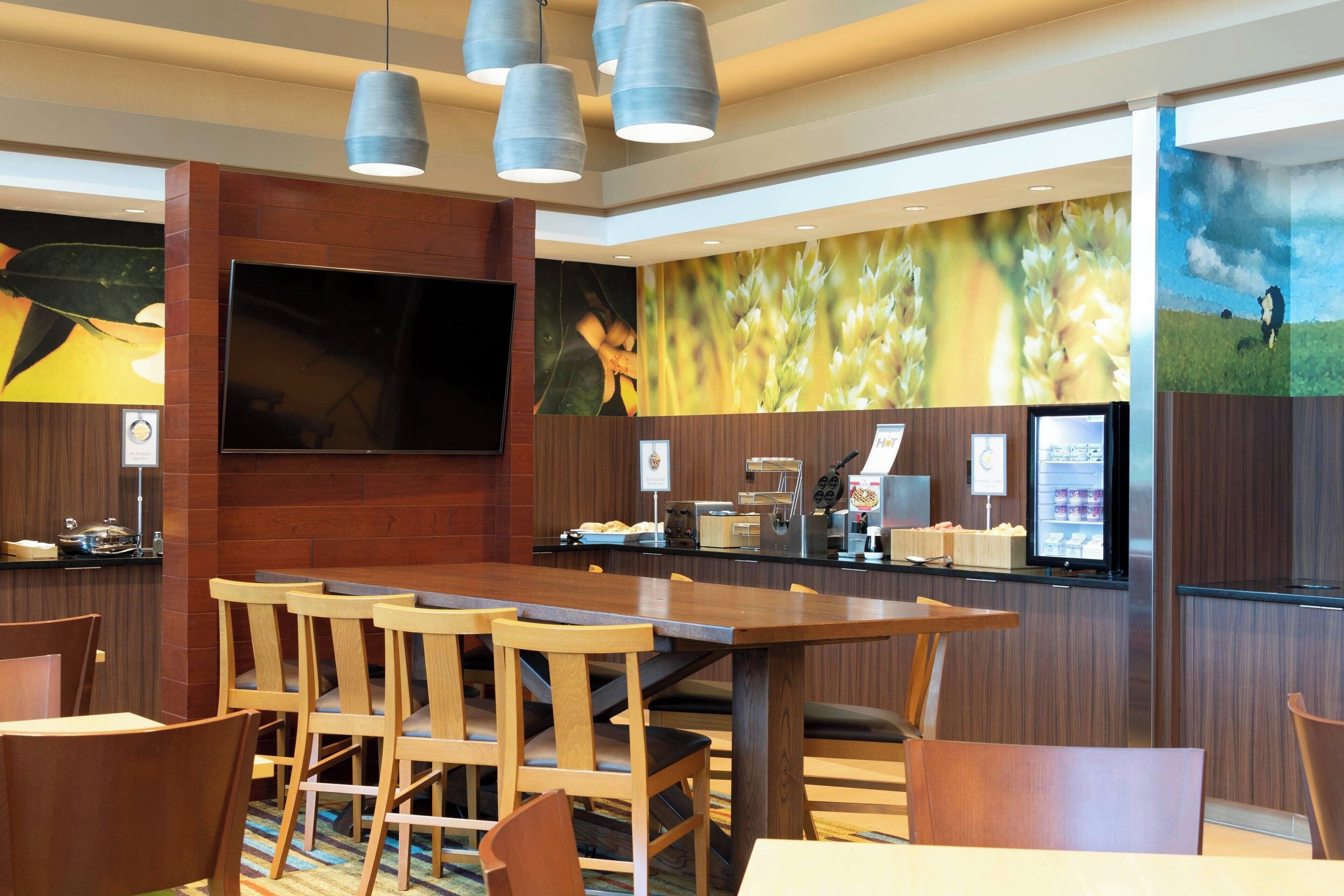 free daily on-the-go breakfast