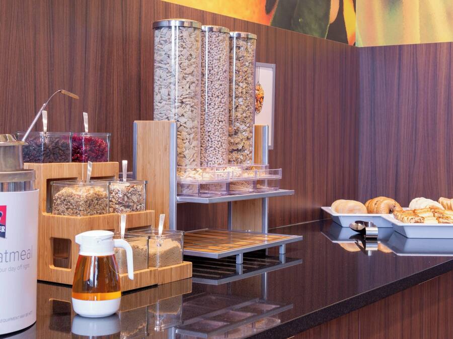 Desayuno para llevar incluido todos los días