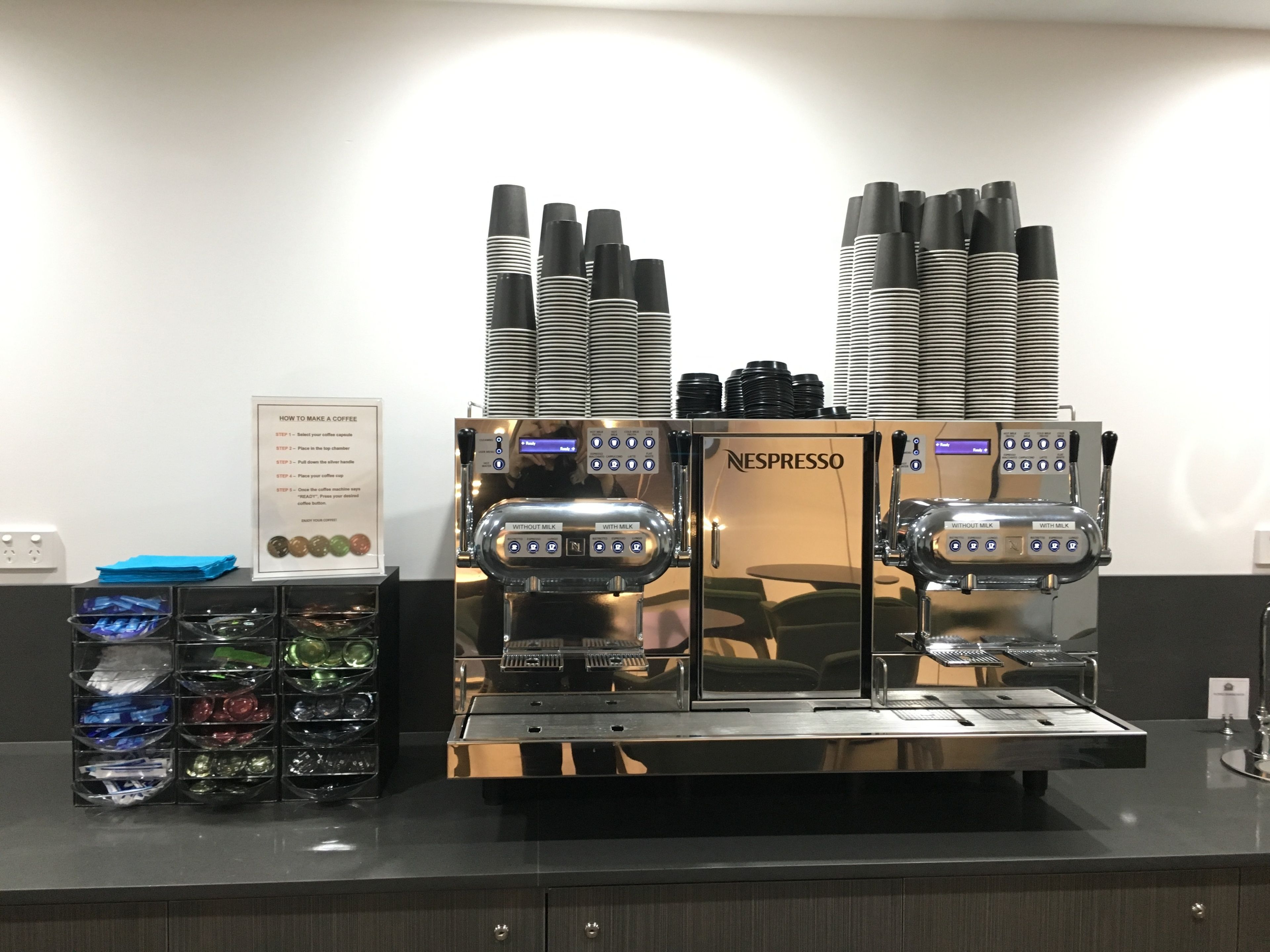 ValueSuites Green Square — image 26