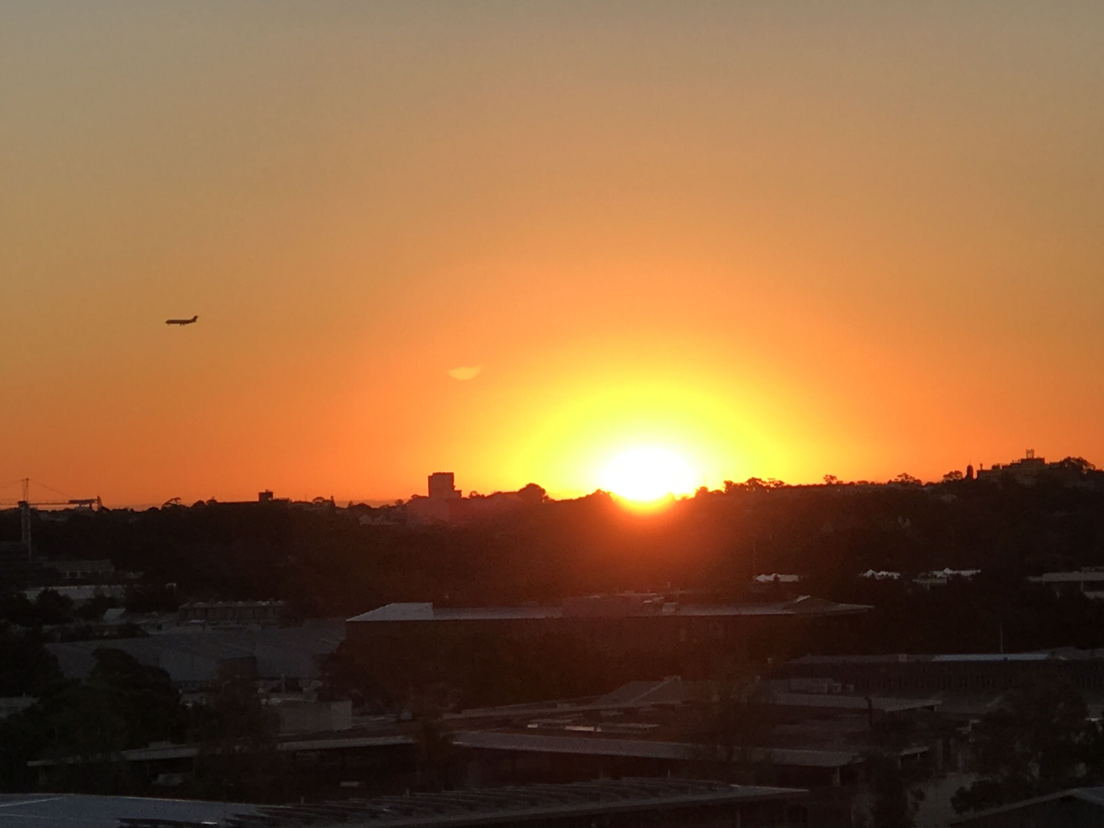 ValueSuites Green Square — image 20