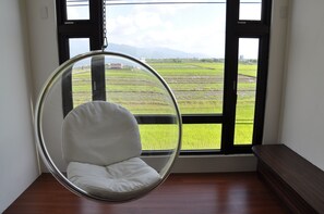 Comfort Loft (301) | Individually furnished, desk, blackout drapes, soundproofing