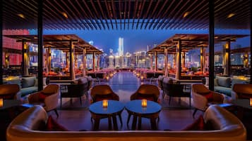 2 quầy bar/khu lounge