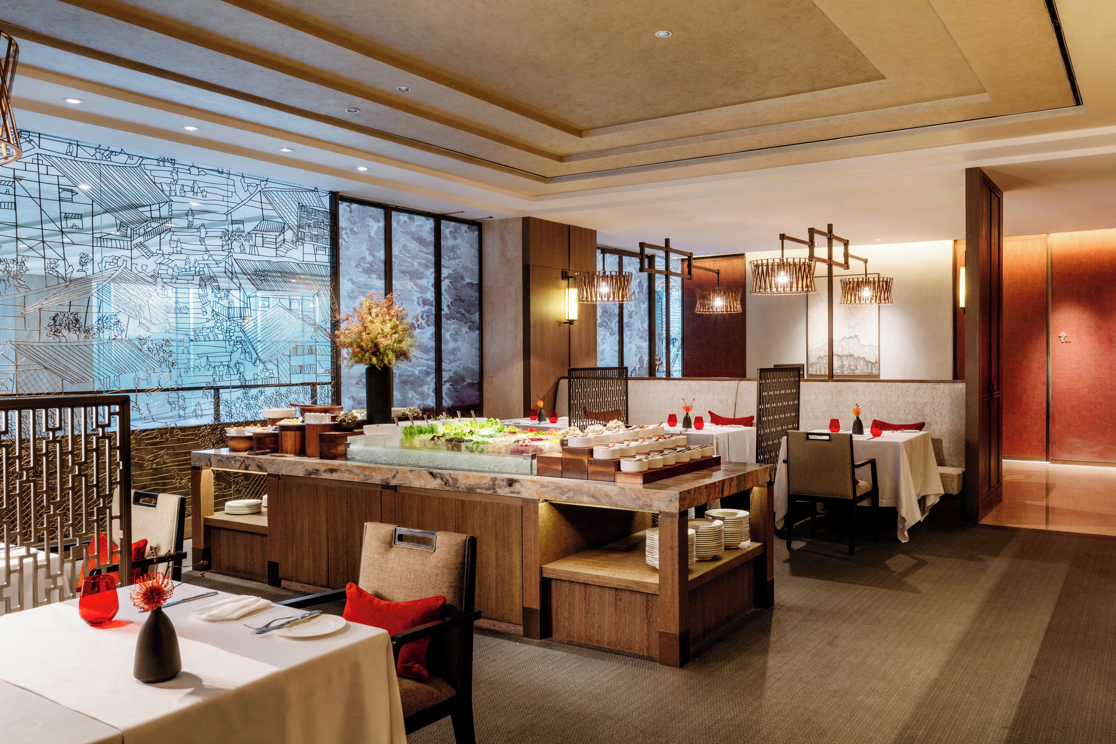 3 restaurants, breakfast, lunch, dinner served; chinese cuisine