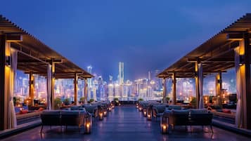 2 quầy bar/khu lounge
