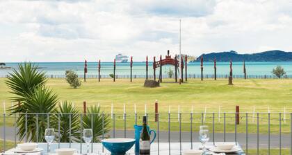 Waitangi Beach House